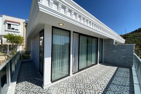 Квартира с 4 комнатами в Каргыджак, Турция №21705