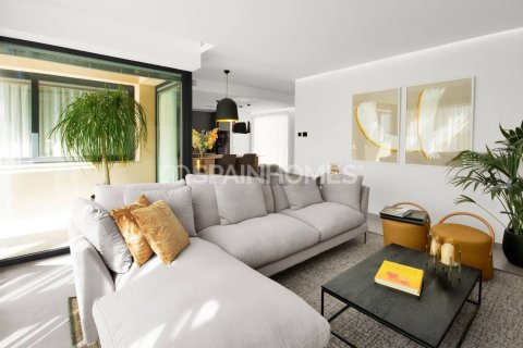 4 chambres Villa à Thieu Duy, Vietnam No. 25776 4