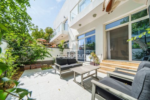 3 dormitorios Villa en Nguyen Thi Minh Khai, Vietnam No. 87147 16