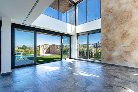 4 bedrooms Villa in Tan Xuan, Vietnam No. 14123 28