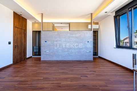 4 bedrooms Villa in Tan Xuan, Vietnam No. 14123 5