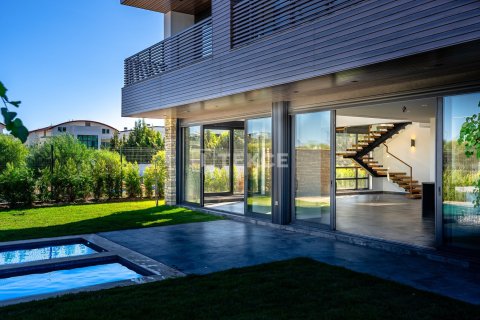 4 bedrooms Villa in Tan Xuan, Vietnam No. 14123 27