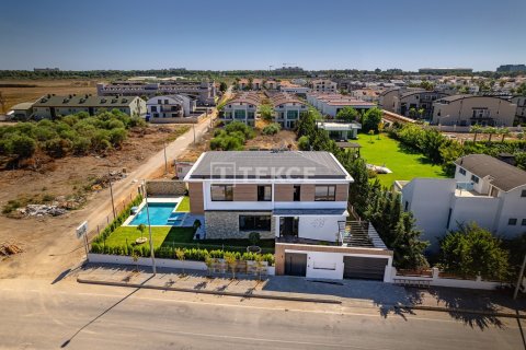 4 bedrooms Villa in Tan Xuan, Vietnam No. 14123 22