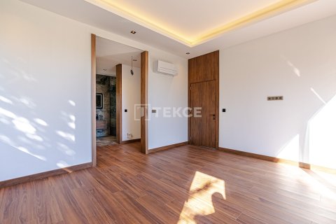 4 bedrooms Villa in Tan Xuan, Vietnam No. 14123 21