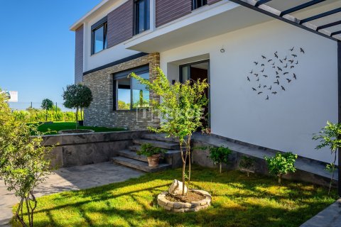 4 bedrooms Villa in Tan Xuan, Vietnam No. 14123 26