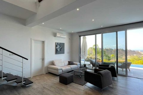 3 bedrooms House in Germasogeia, Cyprus No. 31788 6