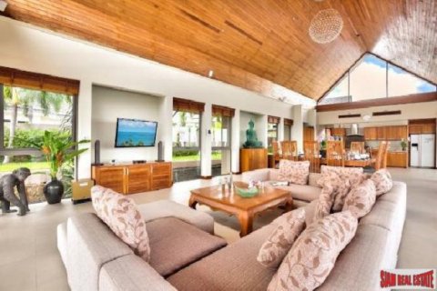 5 bedrooms Villa in Ko Samui, Thailand No. 96234 8