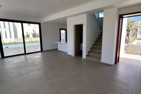 3 bedrooms Villa in Protaras, Cyprus No. 104516 3