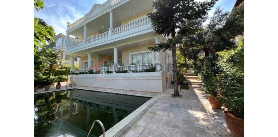 13 bedrooms Villa in Da Phuoc Hoi, Vietnam No. 115436