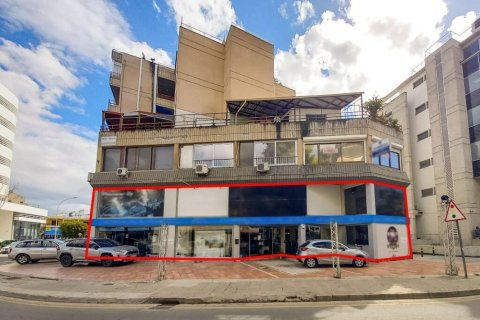 370m² Commercial property en Nicosia, Cyprus No. 105090 1