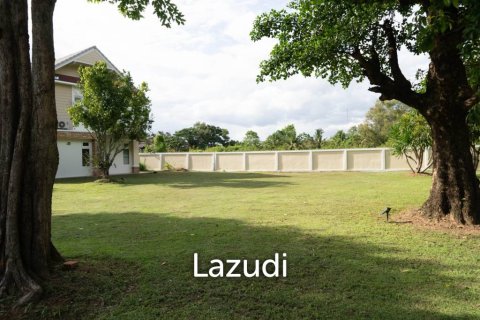 4 bedrooms House in Chiang Mai, Thailand No. 98011 9