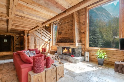 4 bedrooms House in Chamonix-Mont-Blanc, France No. 99452 2