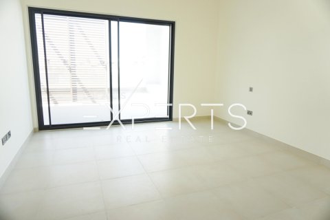 4 bedrooms Villa in Thach Than, Vietnam No. 80252 11