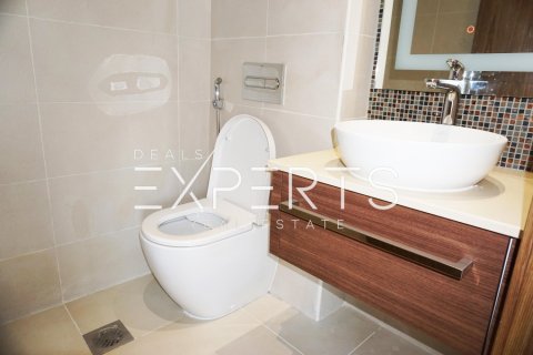 4 bedrooms Villa in Thach Than, Vietnam No. 80252 8