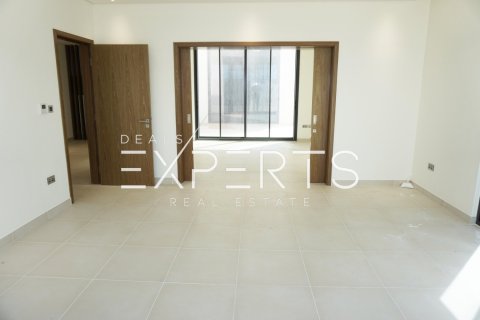 4 bedrooms Villa in Thach Than, Vietnam No. 80252 18