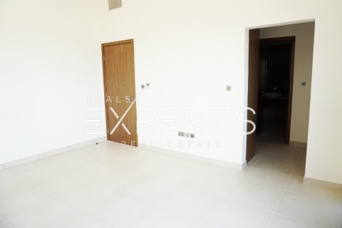 4 bedrooms Villa in Thach Than, Vietnam No. 80252 17