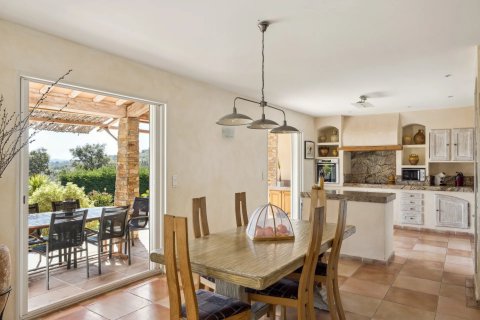 5 dormitorios Villa en Roquefort-les-Pins, France No. 83460 7