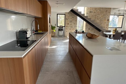 4 chambres House à Vence, France No. 83458 7