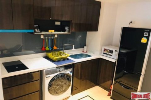 1 bedroom Apartment in Bangkok, Thailand No. 96946 7