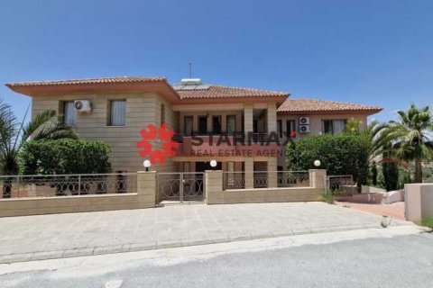 8 bedrooms Villa in Alethriko, Cyprus No. 82746 11