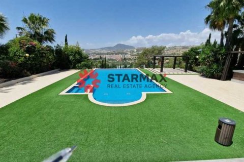 8 bedrooms Villa in Alethriko, Cyprus No. 82746 10