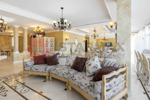 8 bedrooms Villa in Alethriko, Cyprus No. 82746 15