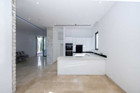 5 bedrooms House in Pegeia, Cyprus No. 81642 10