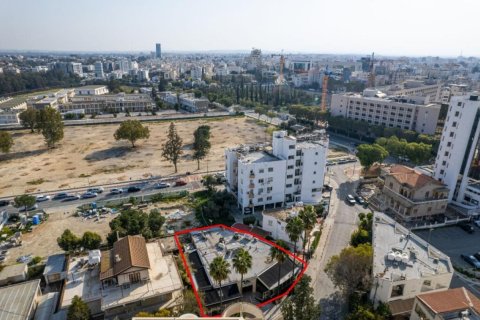 242m² Commercial property in Nicosia, Cyprus No. 105029 12