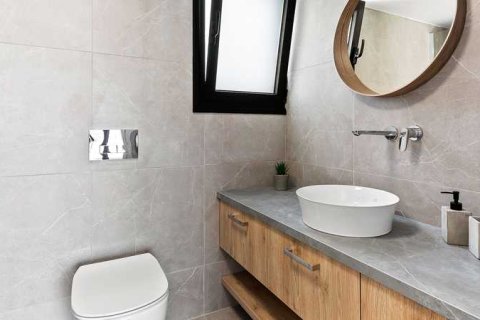 3 bedrooms House in Episkopi, Cyprus No. 44646 12