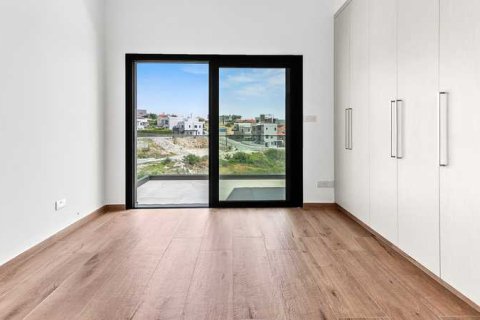 3 bedrooms House in Episkopi, Cyprus No. 44646 11