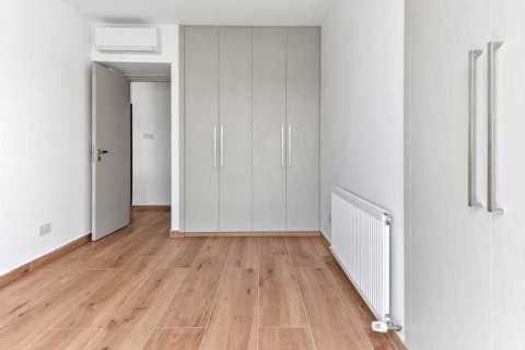 3 bedrooms House in Episkopi, Cyprus No. 44646 8