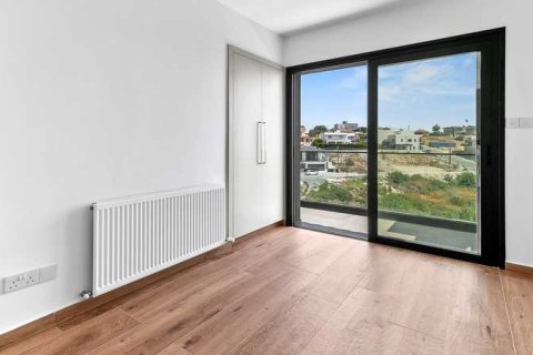 3 bedrooms House in Episkopi, Cyprus No. 44646 7