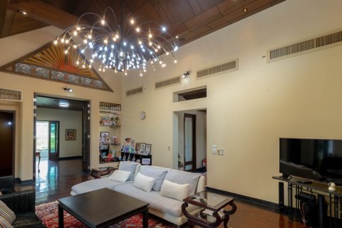 6 bedrooms House in Chiang Mai, Thailand No. 98237 9