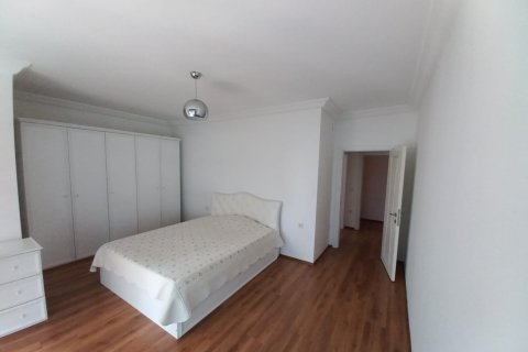 3 bedrooms Penthouse in Tri Phuong, Vietnam No. 14545 1