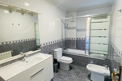 4 bedrooms Villa in Hai Bac, Vietnam No. 83823 11