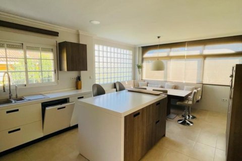 4 bedrooms Villa in Hai Bac, Vietnam No. 83823 13