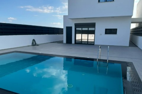 2 dormitorios Villa en Larnaca, Cyprus No. 83507 16