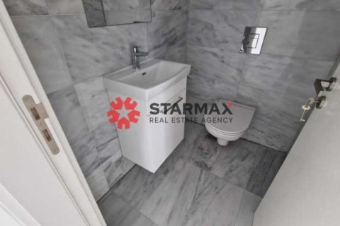 4 bedrooms Apartment in Larnaca, Cyprus No. 82834 11