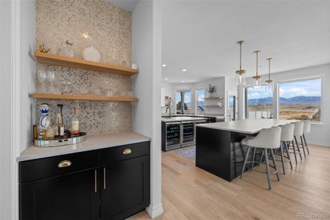 4 bedrooms House in Longmont, USA No. 77081 7