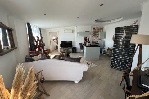 2 bedrooms Penthouse in Tri Phuong, Vietnam No. 13199 8