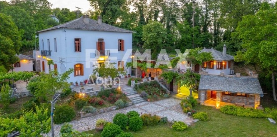 5 dormitorios House en Mouresi, Greece No. 28011