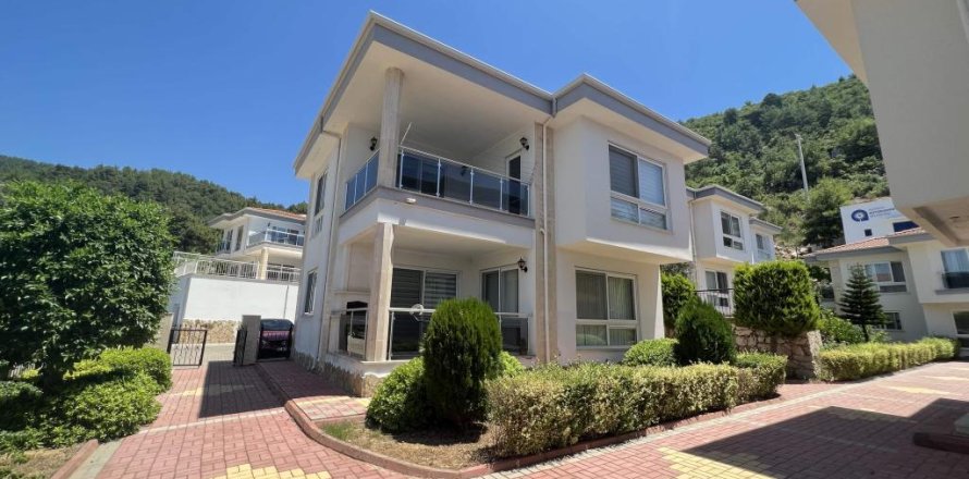 4 rooms Villa à Alanya, Turkey No. 21452