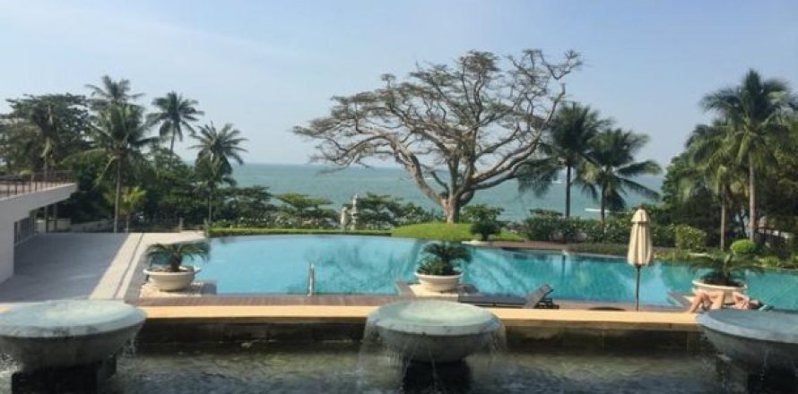4 bedrooms Apartment in Pattaya, Thailand No. 96542