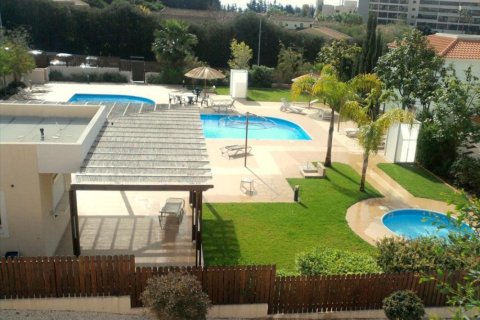 4 bedrooms Villa in Limassol, Cyprus No. 105673 5