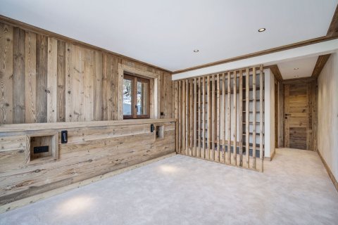 5 bedrooms House in Les Belleville, France No. 99590 12