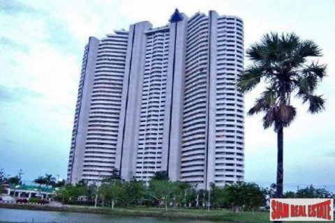 3 bedrooms Apartment in Cha-am, Thailand No. 95678 1