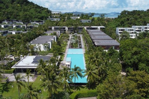 2 bedrooms Apartment in Phuket, Thailand No. 97392 1