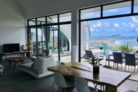 3 bedrooms Villa on the Chaweng Beach, Thailand No. 96059 1