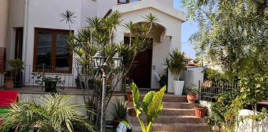 3 dormitorios House en Limassol, Cyprus No. 63495