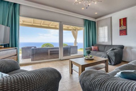 3 bedrooms Villa in Corfu, Greece No. 107696 12